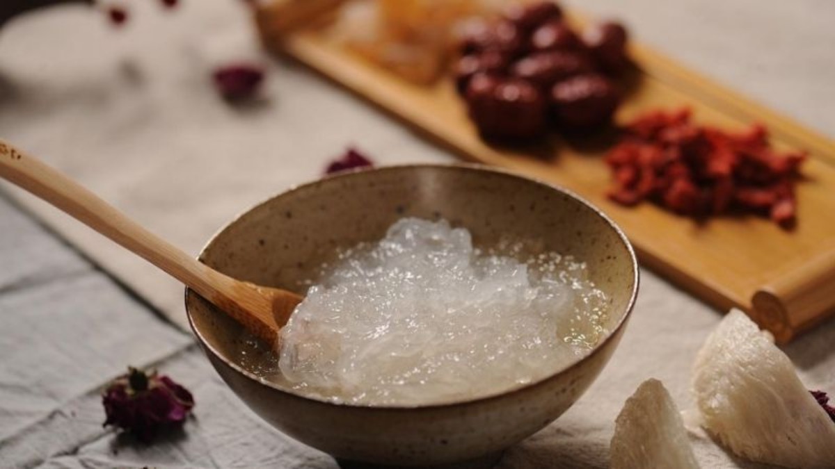 Tổ yến Hỗ trợ tiêu hóa, hấp thụ và cải thiện chức năng trao đổi chất